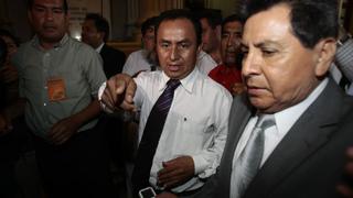 Santos pierde los papeles por informe de Perú21