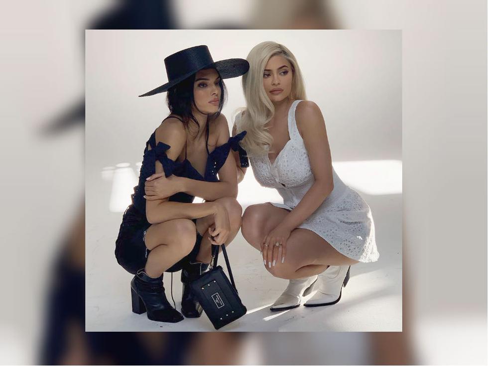 La hermanas Jenner acaban de publicar sesión de fotos en sus cuentas de Instagram.  (Foto: Instagram)