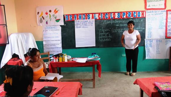 Continúan los programas de alfabetización. (Foto: Andina)
