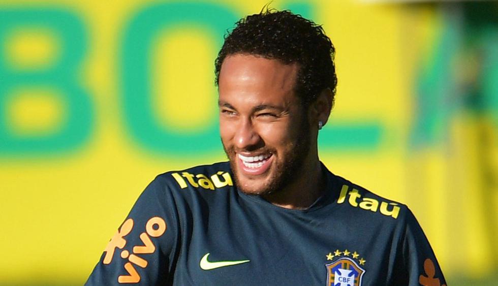 Futbolista del Cruzeiro que hizo un túnel a Neymar dejó la concentración de la selección brasileña. (Foto: AFP)