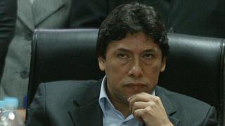 Alexis Humala tendrá que ir de grado o fuerza al Congreso