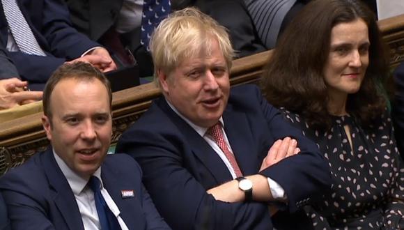 El primer ministro británico, Boris Johnson, después de que su Gobierno ganó la votación sobre proyecto de ley de salida de la Unión Europea (Brexit), en la Cámara de los Comunes, en Londres. (Foto: AFP)