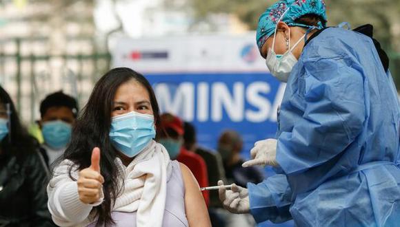 Minsa inició este martes la vacunación a jóvenes de 23 y 24 años en Lima y Callao. (Foto: gob.pe)