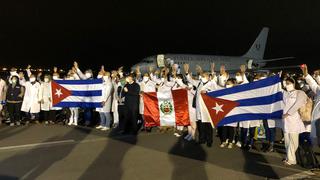 Más de 80 médicos cubanos arribaron al Perú para unirse a la lucha contra el COVID-19