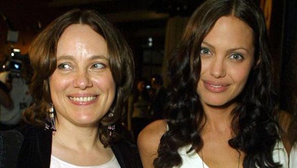 Angelina Jolie: Su madre sugirió a médica que le extirpen los ovarios. (dailymail.co.uk)