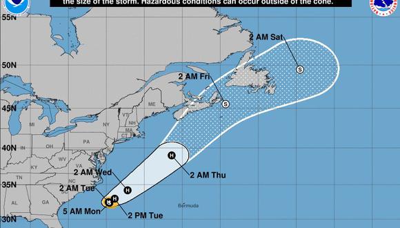 Los expertos vaticinan que Chris se fortalecerá en las próximas 48 horas y "se convertirá en huracán esta tarde o noche". (Captura: National Hurricane Center (NOAA))