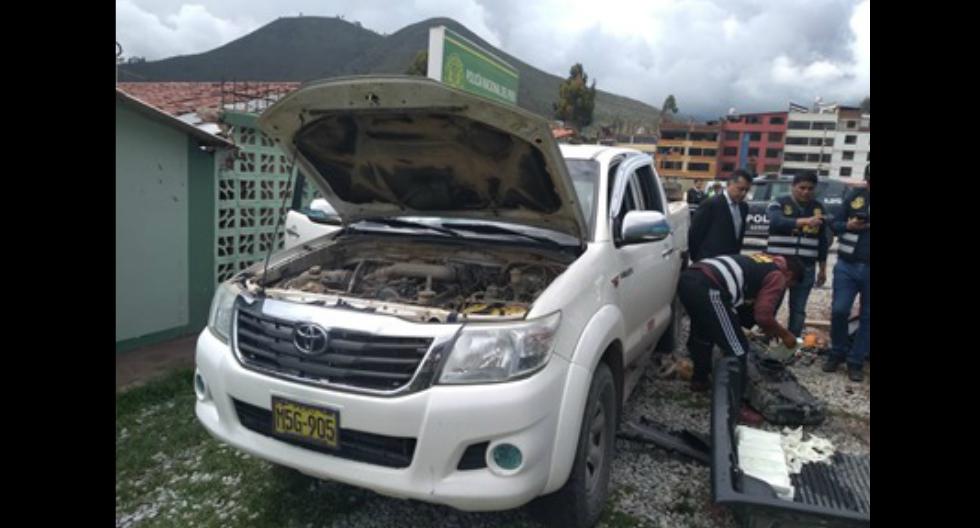 Detienen a seis personas con 46 kilos de droga camuflados en taque de gasolina de camioneta en Cusco