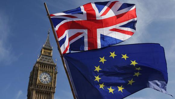 La primera ministra Theresa May argumenta que tumbar el pacto acercará al Reino Unido a una caótica ruptura no negociada el próximo 29 de marzo. (AFP).