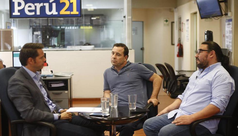 Aldo Mariátegui y Luis Davelouis analizaron el panorama electoral tras la primera vuelta. (Renzo Salazar)