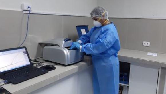 Los kits constan de un equipamiento de extracción, medios de transporte de muestras biológicas, sondas e insumos para llevar a cabo el diagnóstico de coronavirus.