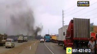 Bloquean carretera Panamericana Norte en protesta [VIDEO]