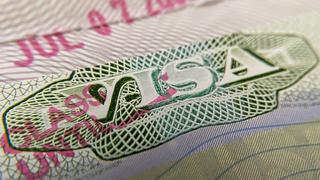 Gobierno de Estados Unidos desiste de retirar visas a universitarios extranjeros que sigan estudios en línea