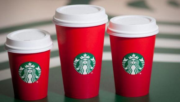 ¿Por qué las nuevas tazas navideñas de Starbucks han generado polémica en EEUU? (starbucks.com)
