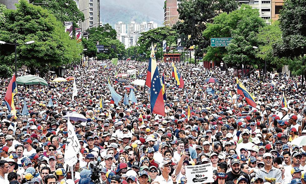 Oposición. Hoy se realizarán marchas contra las reformas. (AFP)
