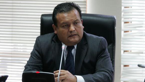 José Urquizo dijo que se presentará ante comisión que investiga caso López Meneses. (Perú21)