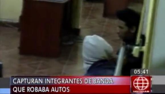 Policía Nacional atrapó a dos delincuentes en Los Olivos. (América Noticias)