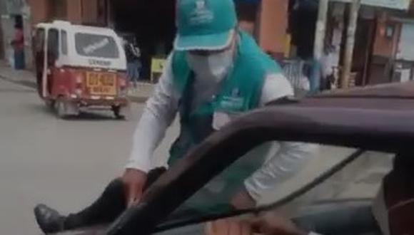 Huánuco: chófer escapa para no ser multado y se lleva a inspector de tránsito (Foto: captura de video)