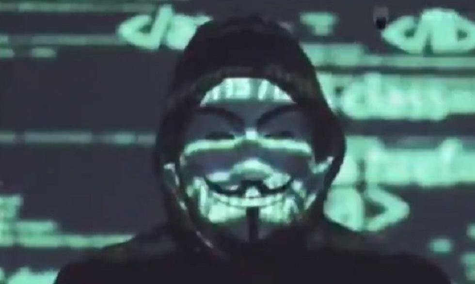 Anonymous amenaza a Estados Unidos tras la muerte de George Floyd
