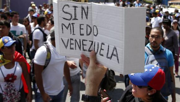 Tambien manifiesta sus condolencias a los familiares de las víctimas fallecidas por la violencia en Venezuela. (Reuters)