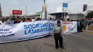 Gremios marchan contra ordenanza de la Municipalidad de Chiclayo
