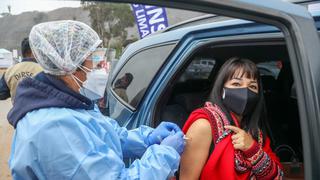 Segunda vacunatón: presidenta del Congreso, Mirtha Vásquez, recibió la primera dosis contra el COVID-19