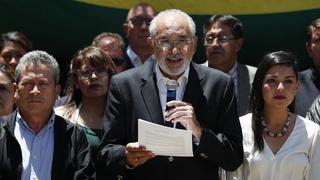 Carlos Mesa advierte que no se rinde y seguirá llamando protestas en las calles de Bolivia