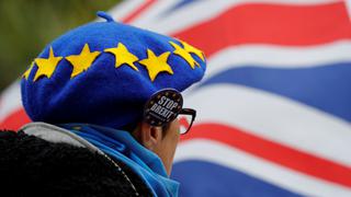 Brexit: Theresa May afronta nuevas rebeliones por su plan para la unión aduanera