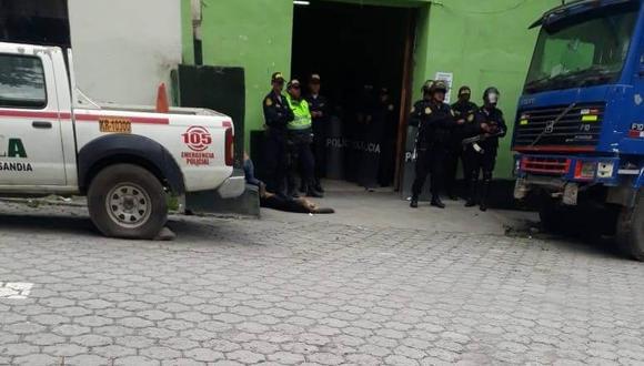Puno: los efectivos policiales y el fiscal de turno de Sandia realizan una serie de diligencias para esclarecer la muerte de la mujer. (Foto: Difusión)