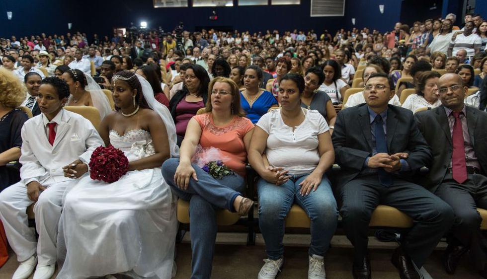 Estas uniones constituyen los primeros matrimonios civiles homosexuales en Río de Janeiro. (AFP)