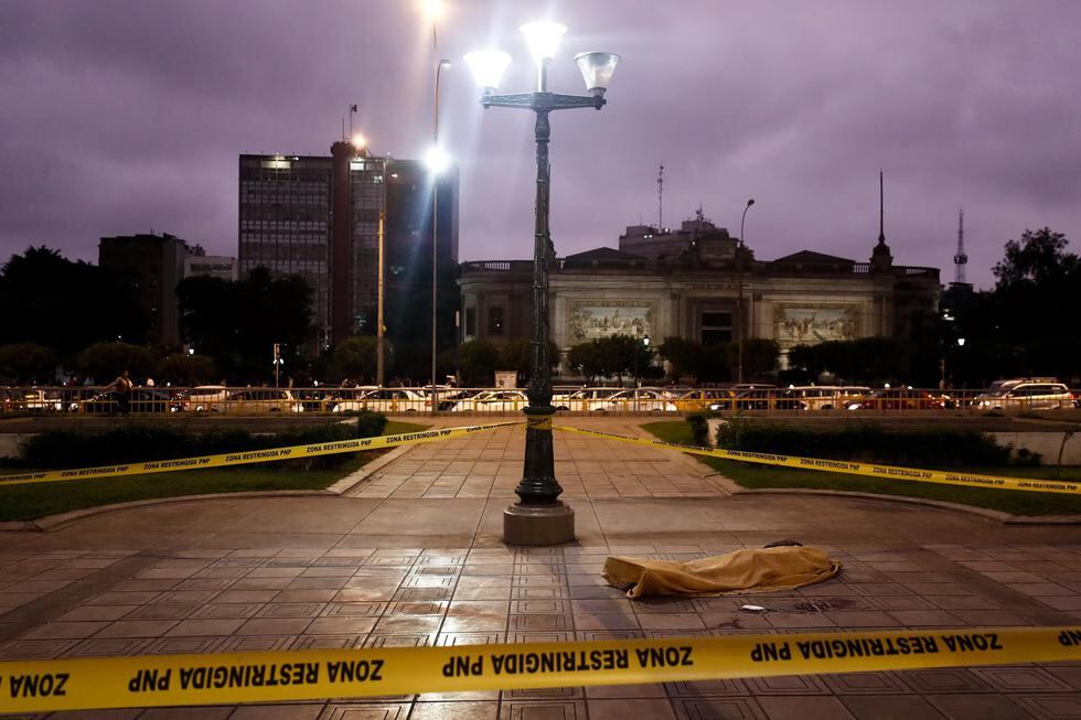 Joven de 19 años murió al ser apuñalado por resistirse a robo en Centro de Lima. (Renzo Salazar)