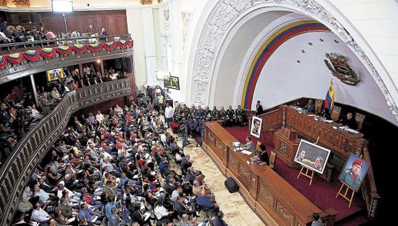 Venezuela: Impiden ingreso de 15 parlamentario opositores al Congreso (USI)