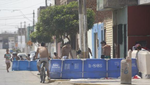 Sedapal insta a ciudadanía a no desperdiciar el agua en piscinas portátiles. (Perú21)