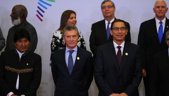 El mandatario argentino participa de la cumbre en Perú.