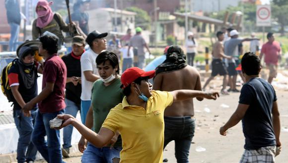 La Defensoría del Pueblo de Bolivia constató 29 heridos, entre ellos tres menores, cuatro policías y dos periodistas. (Foto: Reuters)