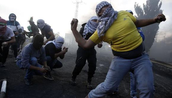 TENSIÓN EN AUMENTO. La ola de violencia amenaza con la llegada de una tercera intifada. (AFP)