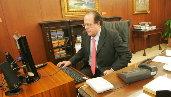 POLÍTICA MONETARIA. Julio Velarde, actual presidente del BCR, espera renovar su directorio. (Perú21)