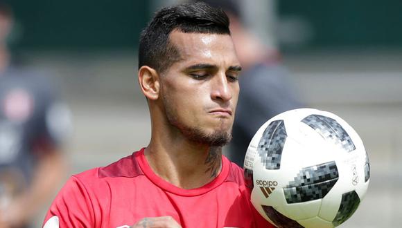 Miguel Trauco espera definir su situación en breve. Flamengo le busca una salida. (Foto: AFP)
