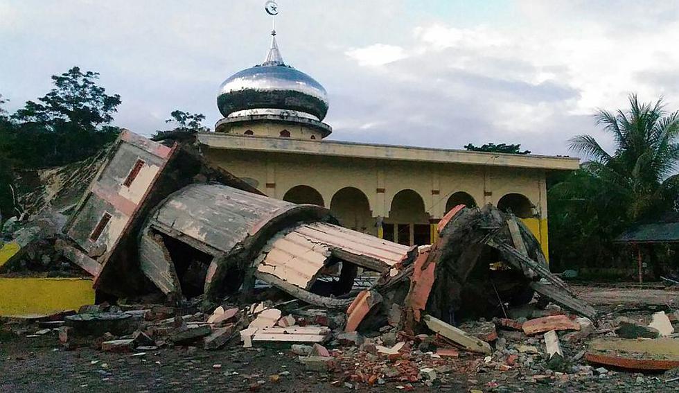 Indonesia: Al menos 18 muertos tras sismo de 6,4 que sacudió la provincia de Aceh. (AFP)