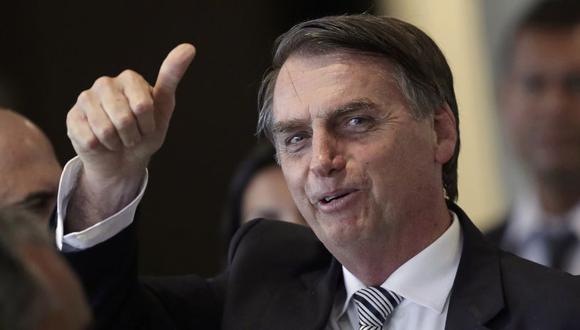 Bolsonaro, líder de la emergente extrema derecha en Brasil, se impuso con un 55 % de los votos al candidato Haddad. (Foto: AP).
