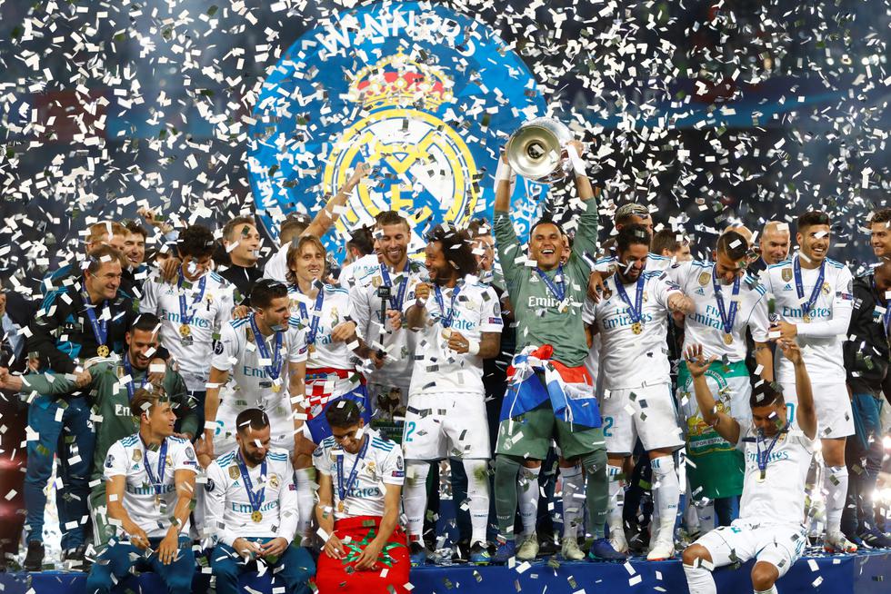 Real Madrid se convierte en el primer equipo que se impone por tercera vez consecutiva con el título de la Champions League. (REUTERS)