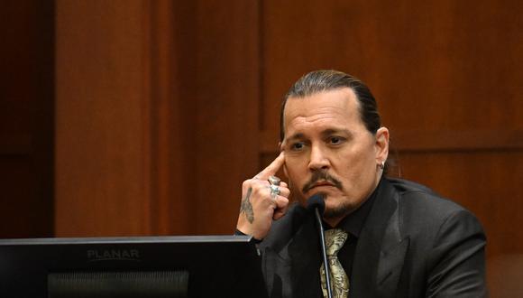Médico de Johnny Depp dice que encontró su dedo en la escena de una pelea. (Foto: EFE).