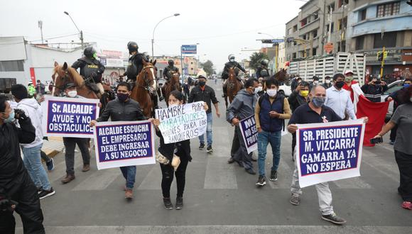 Comerciantes protestaron para que el emporio comercial de Gamarra reanude sus actividades. (Foto: Britanie Arroyo)