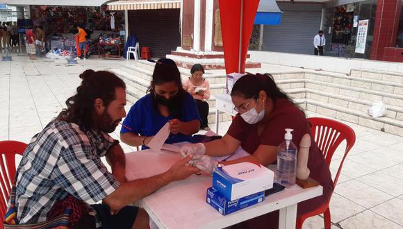 Se han implementado clínicas móviles (carpas) en dos puntos en el país. Uno en Lima Norte y otro en Tumbes.