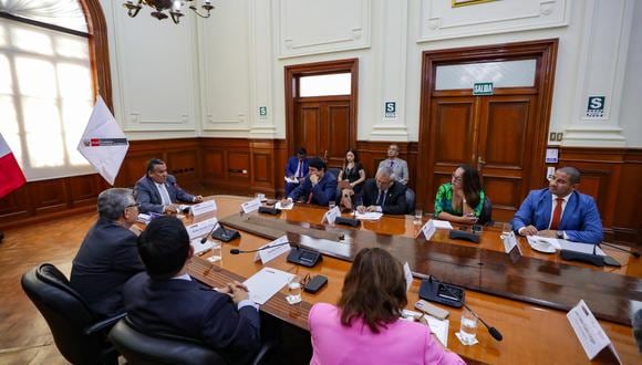 ¿TENSIÓN? Adrianzén no respondió a demanda del fujimorismo. (Foto: Presidencia del Consejo de Ministros)