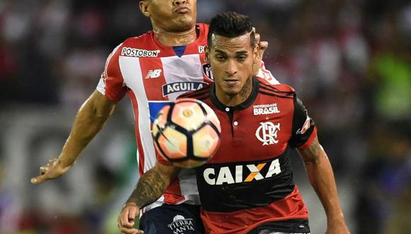 El entrenador de Flamengo explicó la titularidad de Miguel Trauco. (Foto: AFP)