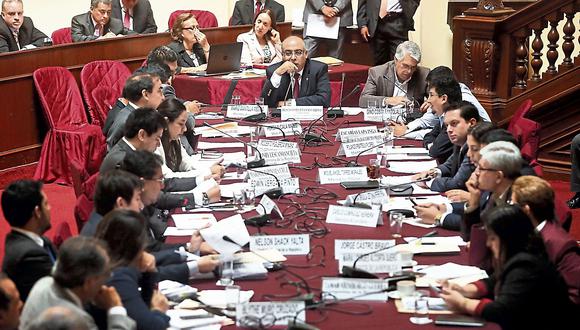 Rechazo. Fiscal Vela aseguró que el DU 003 “entorpeció” la colaboración eficaz. (César Campos/Perú21)