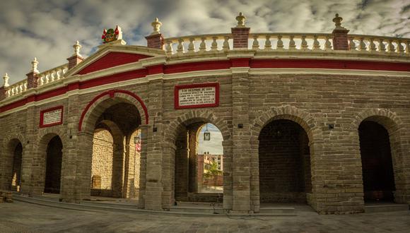La Alameda de la Independencia, conocida anteriormente como Alameda Marqués de Valdelirios, es uno de los monumentos más emblemáticos de los ayacuchanos.
