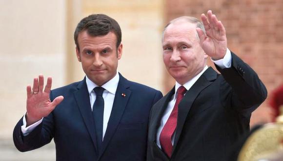 El mandatario de Francia, Emmanuel Macron, y su homólogo ruso, Vladimir Putin. (Foto: AFP)