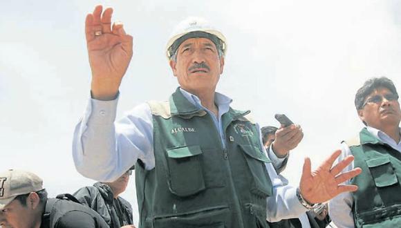 Arequipa: Burgomaestre de Cerro Colorado dijo que se debe ver quiénes están detrás de solicitud. (Perú21)