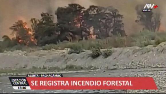 De acuerdo al Cuerpo General de Bomberos Voluntarios del Perú, el incidente inició a las 05:56 p.m.(Video: ATV+)